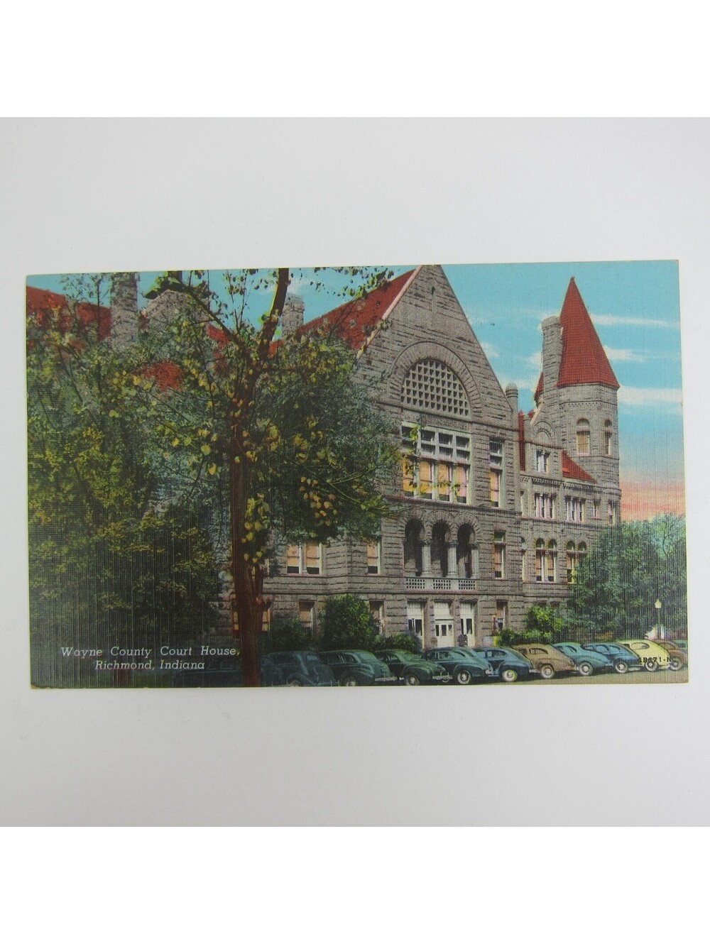 Richmond Indiana Linen Postcard Wayne County Court House Vintage 1951